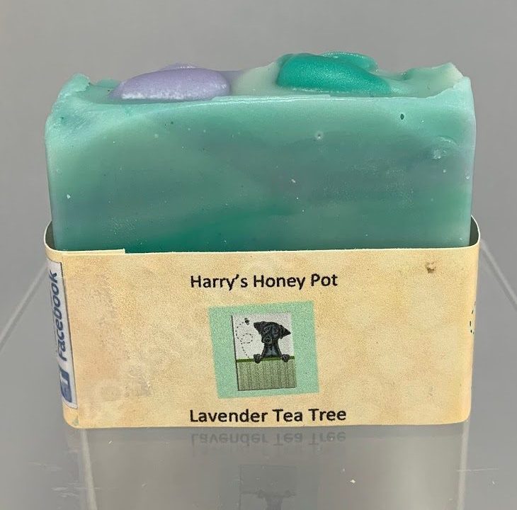 https://harryshoneypot.com/wp-content/uploads/2018/07/lavender-tea-tree-homemade-soap-label-e1560688113407.jpg